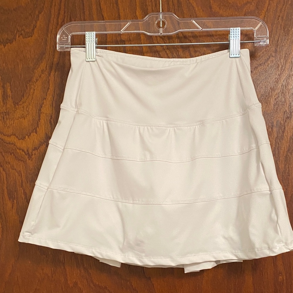 No name brand women’s size XS skort